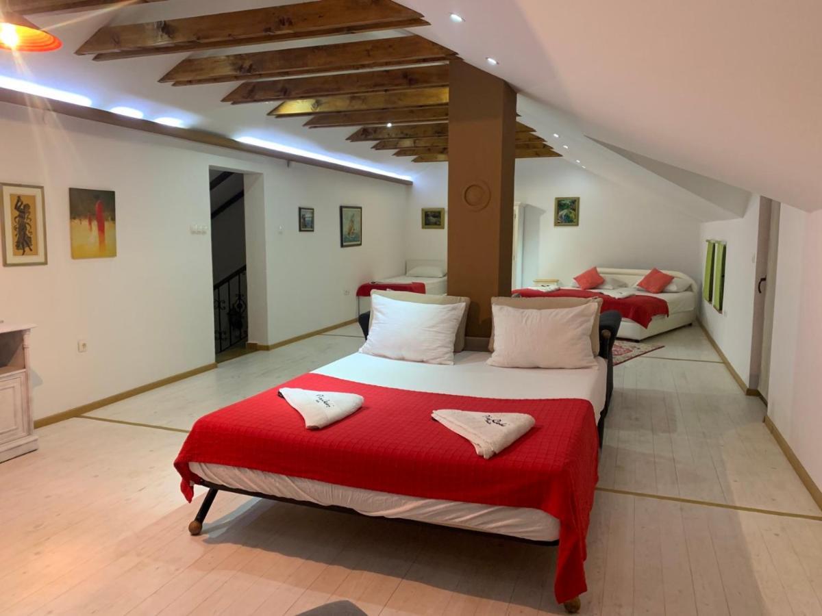 Silent Village Villa With Swimming Pool Мостар Екстер'єр фото