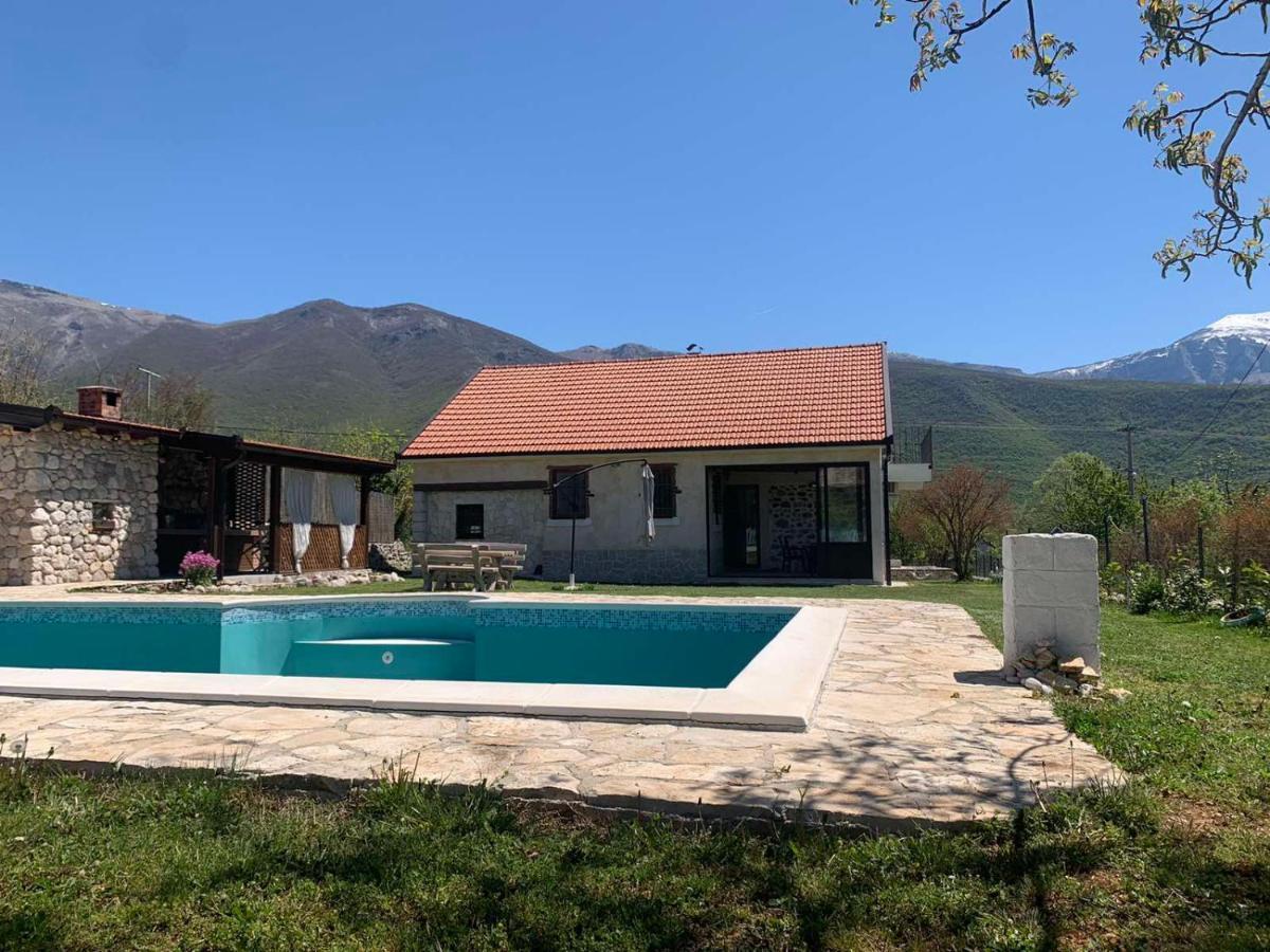 Silent Village Villa With Swimming Pool Мостар Екстер'єр фото