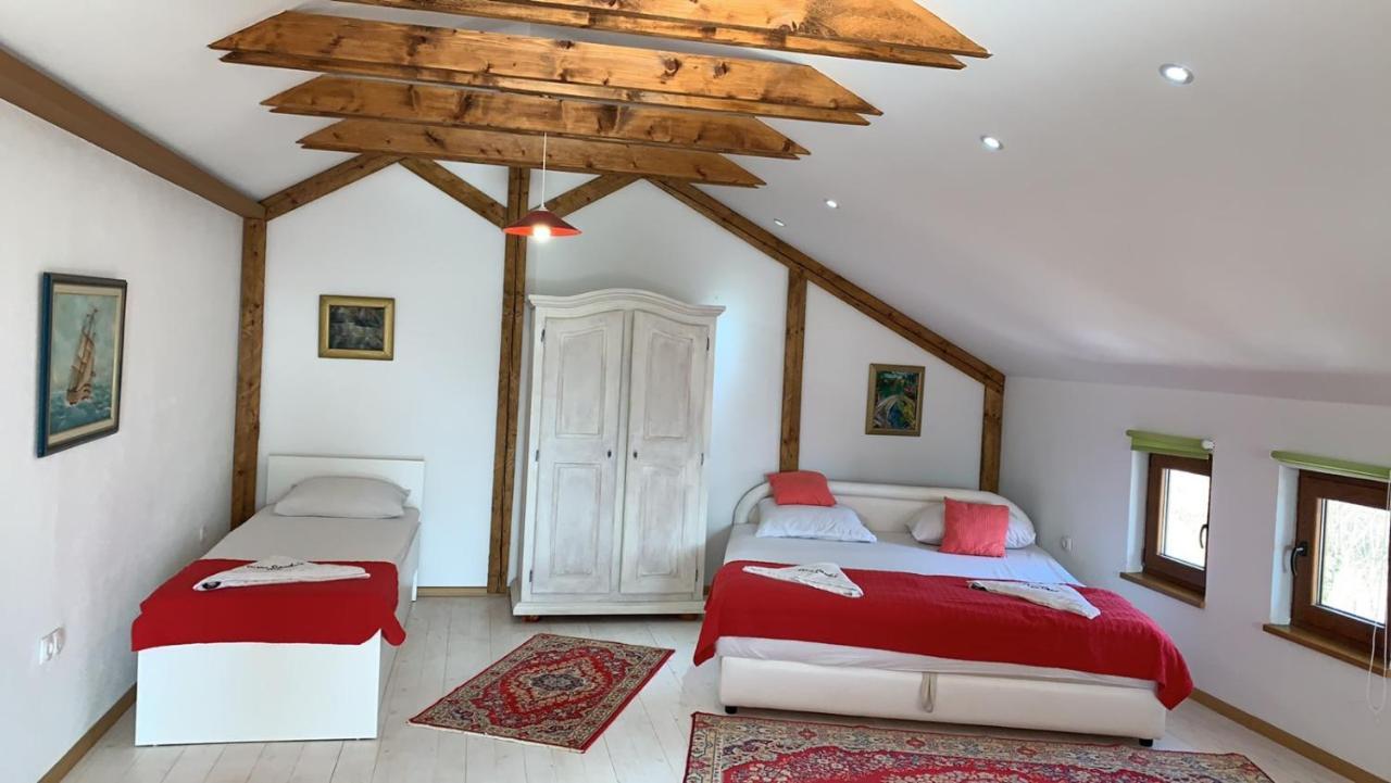 Silent Village Villa With Swimming Pool Мостар Екстер'єр фото